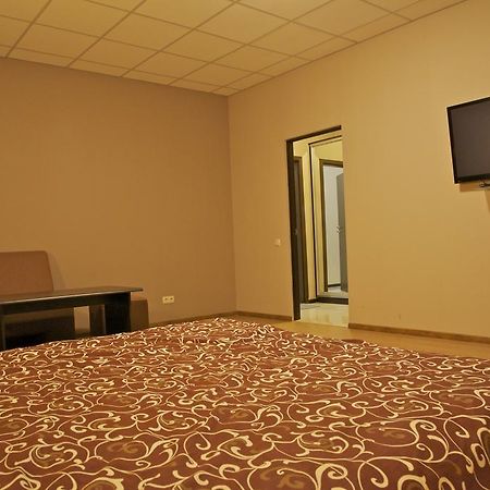 West Hotel Kharkiv Exterior photo