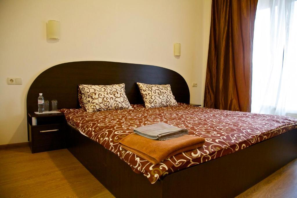 West Hotel Kharkiv Room photo